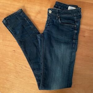 G-Star 3301 Low Rise Skinny Jeans in Dark Wash (Size 27 Tall)